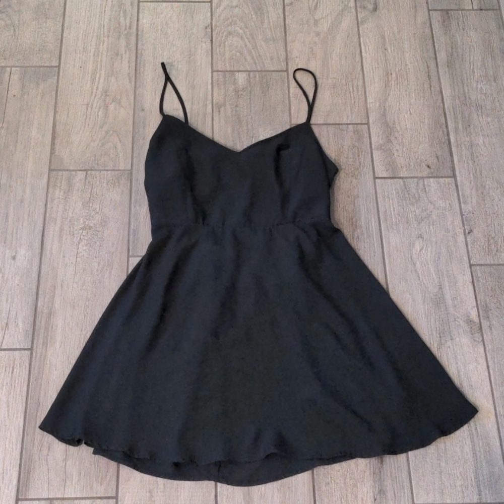 ✨Little black dress✨